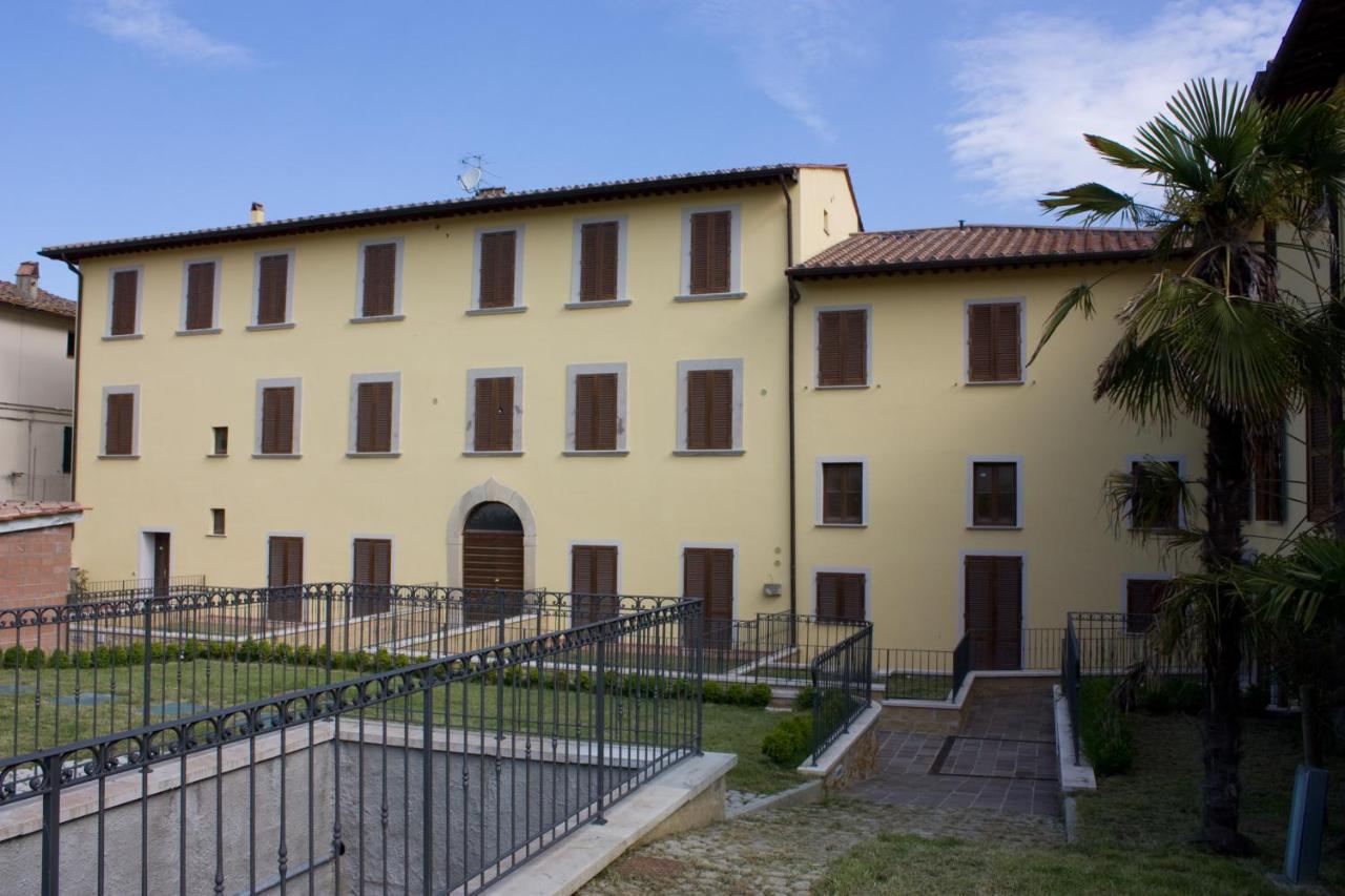 Aparthotel Borgo Di Gramugnana Usigliano Exterior foto