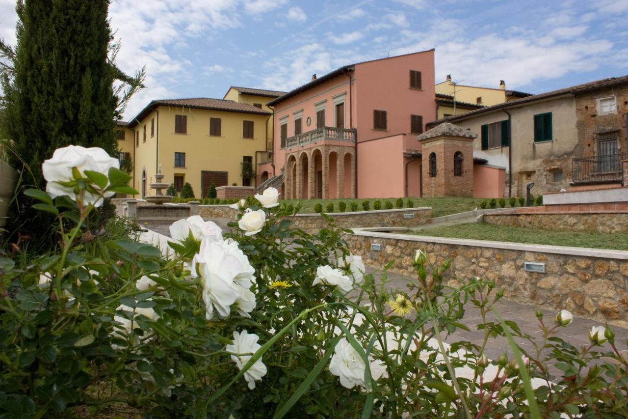 Aparthotel Borgo Di Gramugnana Usigliano Exterior foto